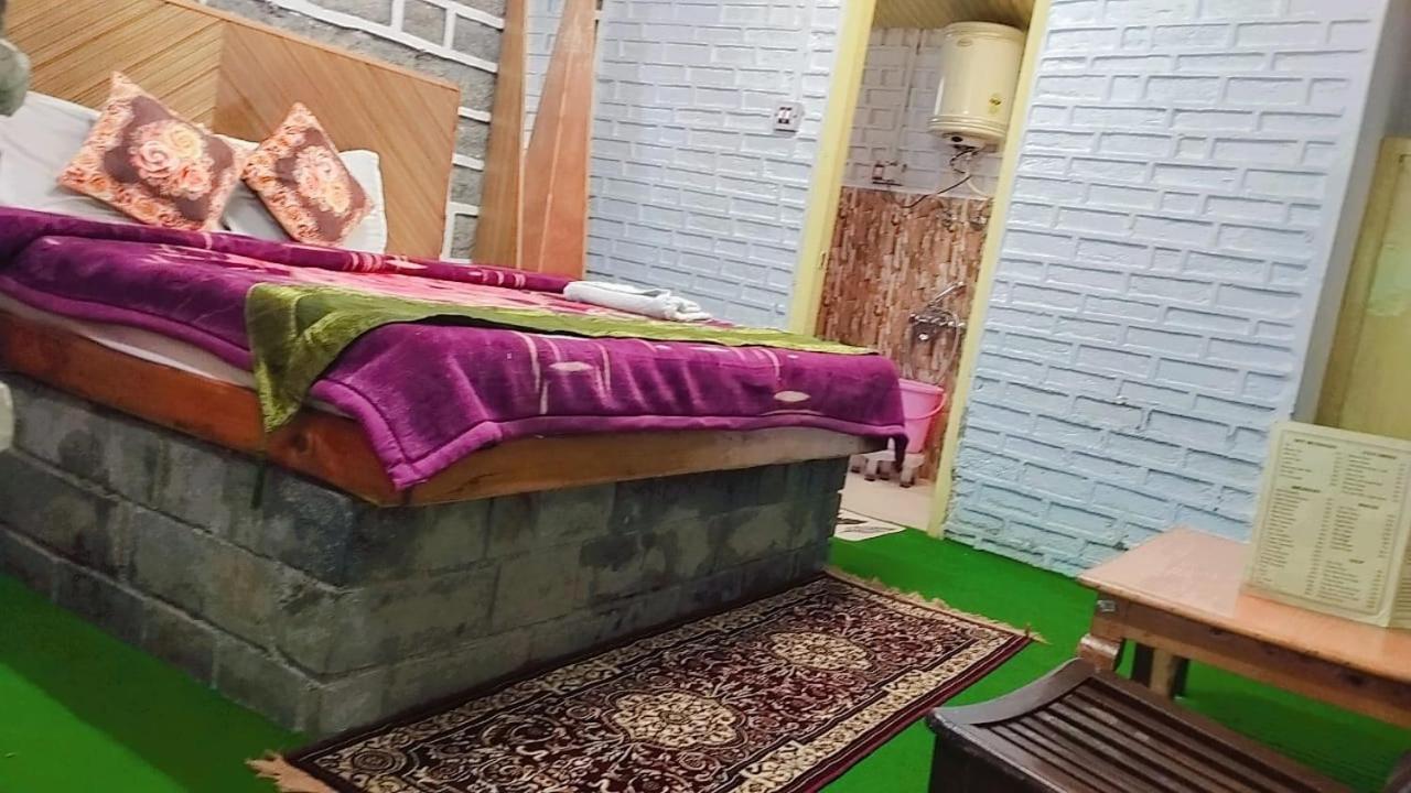 Hotel Seraj International Manali  Exterior photo