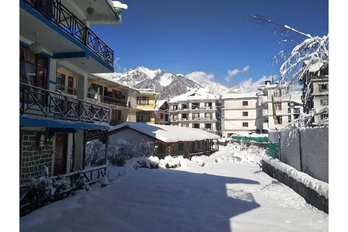 Hotel Seraj International Manali  Exterior photo