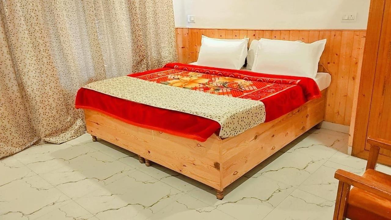 Hotel Seraj International Manali  Exterior photo
