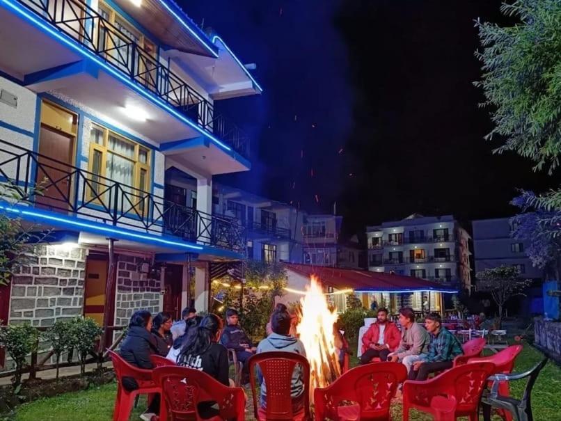 Hotel Seraj International Manali  Exterior photo