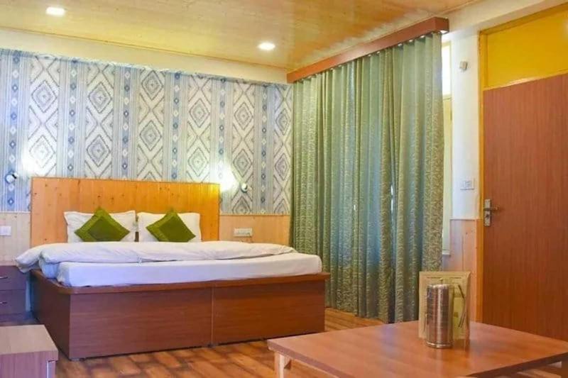 Hotel Seraj International Manali  Exterior photo
